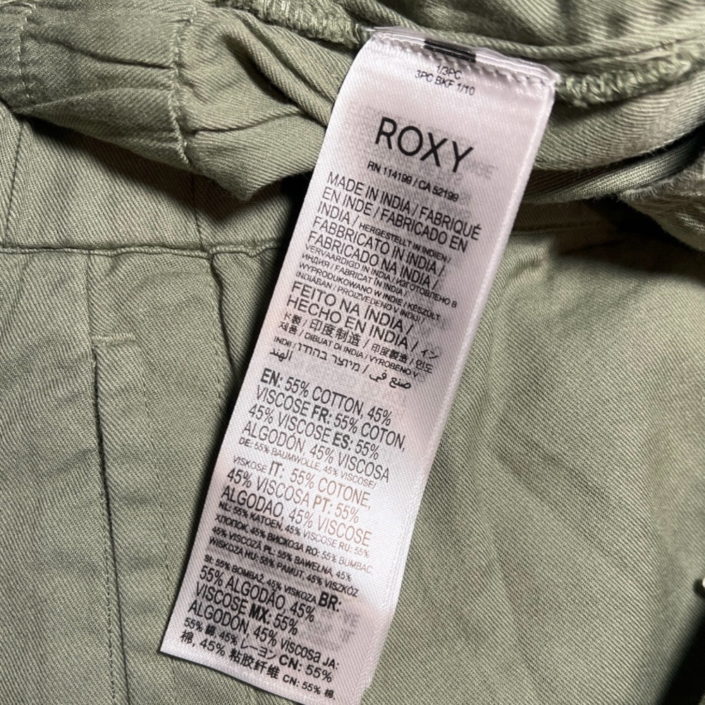 ROXY’S NEW IMPOSSIBLE LOVE BEACH SHORTS - XL - Picture 7 of 10